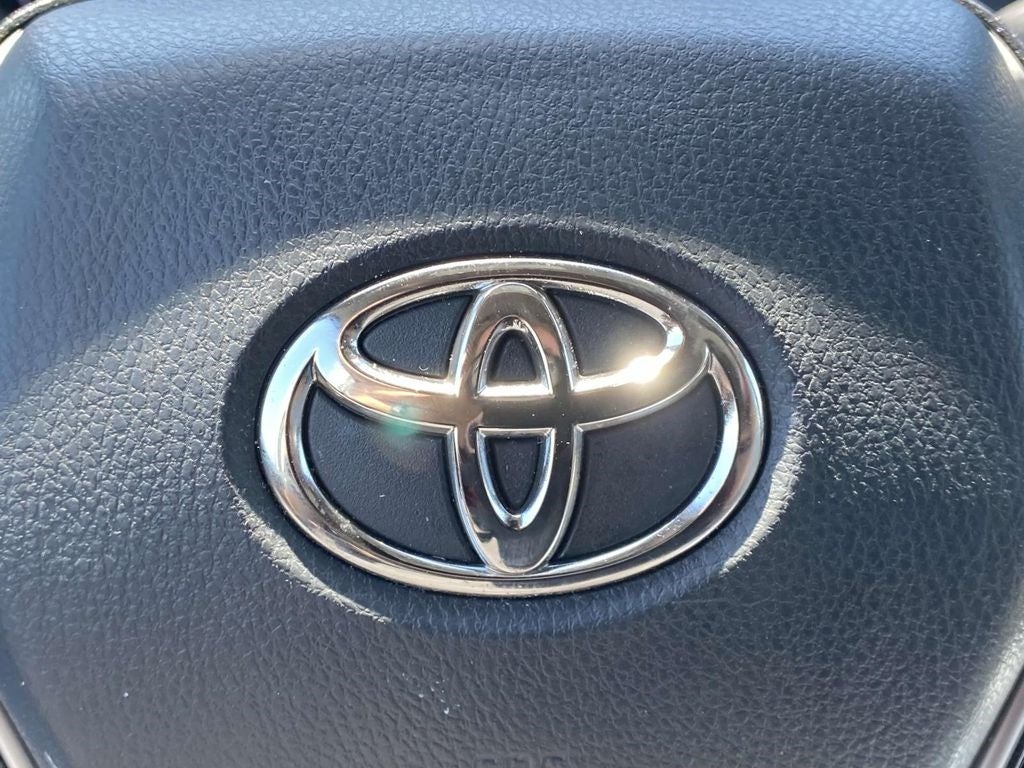 2021 Toyota Camry Hybrid Hybrid XLE